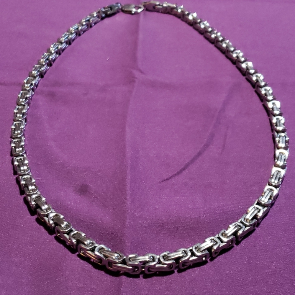 Stainless steel necklace